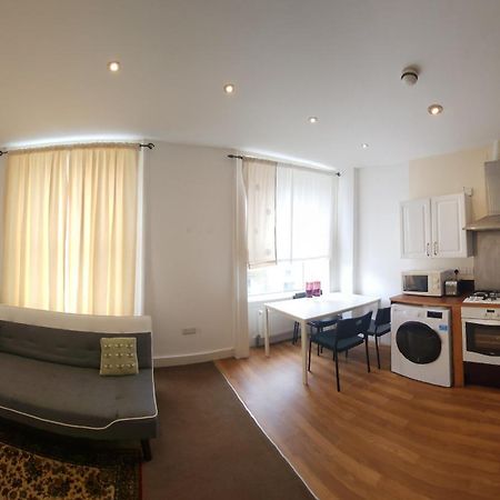 Flat 2 Douglas Head Road Екстер'єр фото